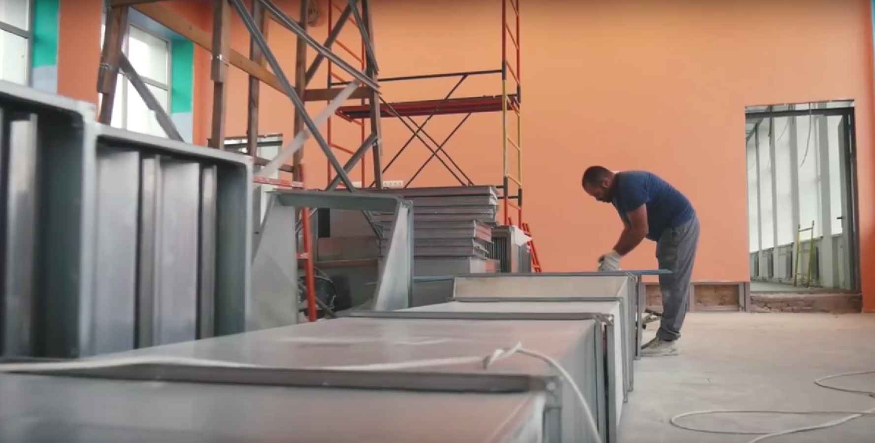 В Узловой проводят капительный ремонт школы №22