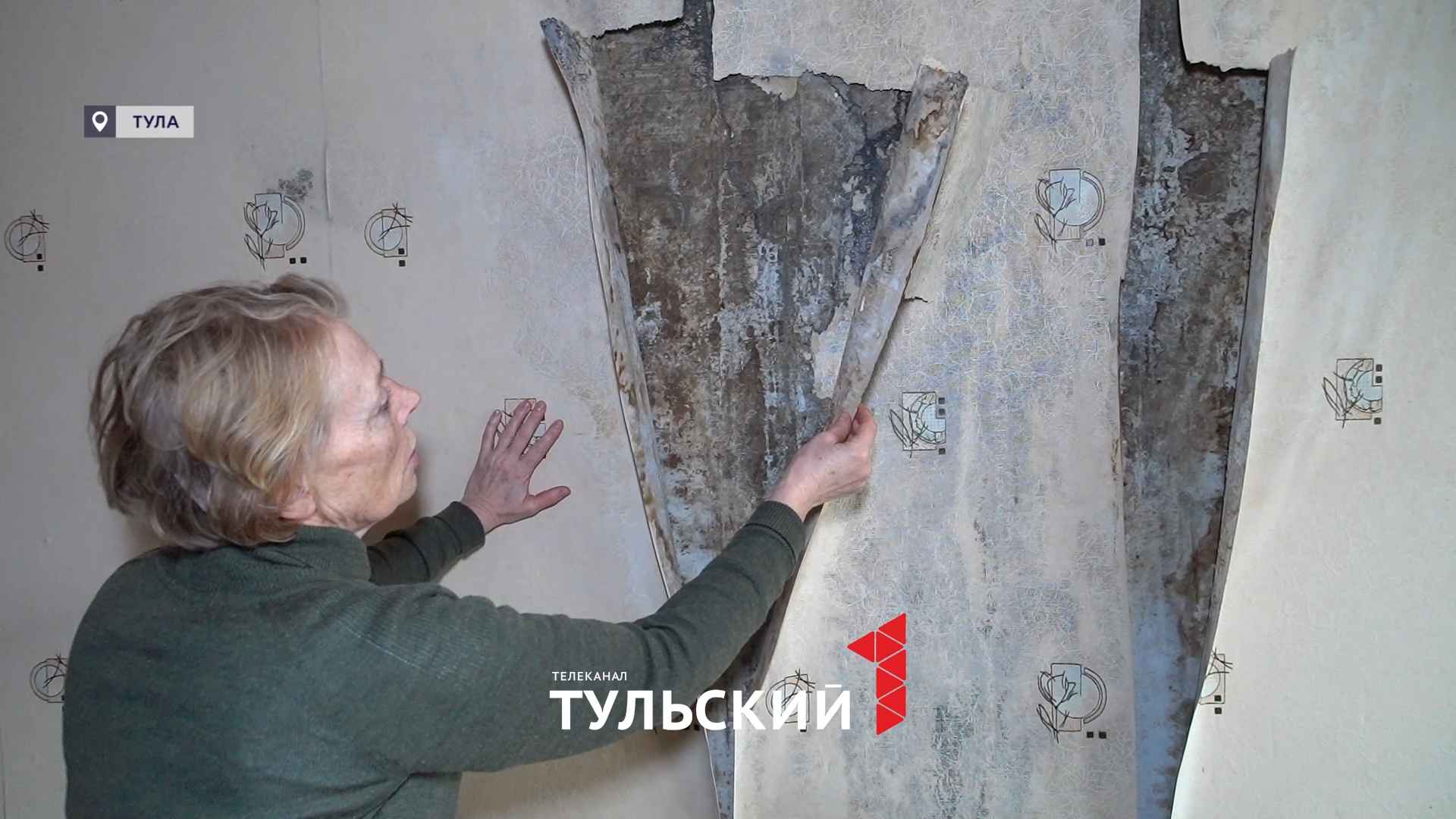 Жильцы пятиэтажки в Туле более 20 лет живут с дырявой кровлей