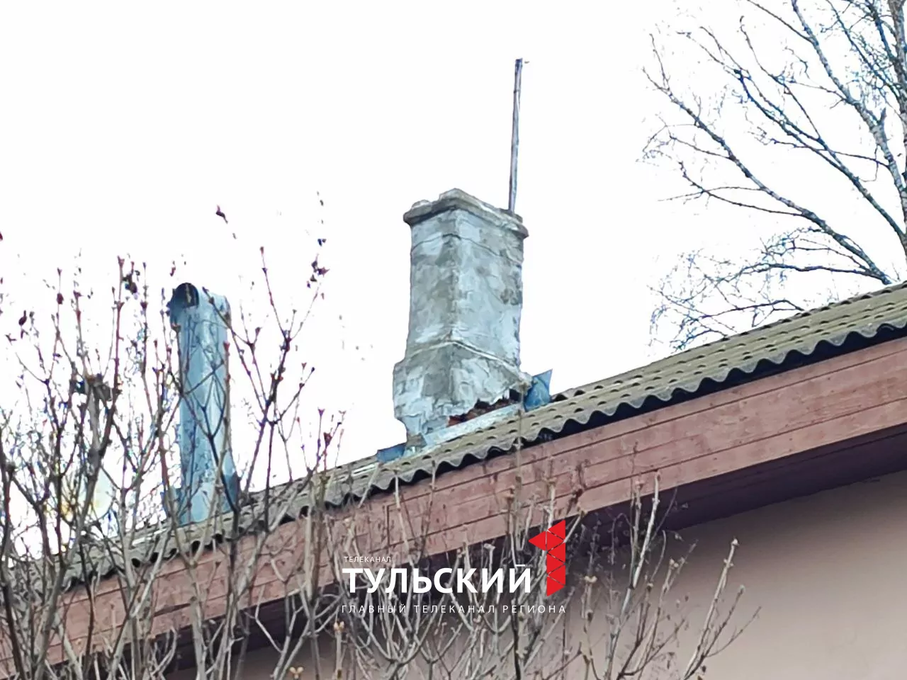 В Туле жителям 70-летнего дома приходится самостоятельно чистить аварийный дымоход