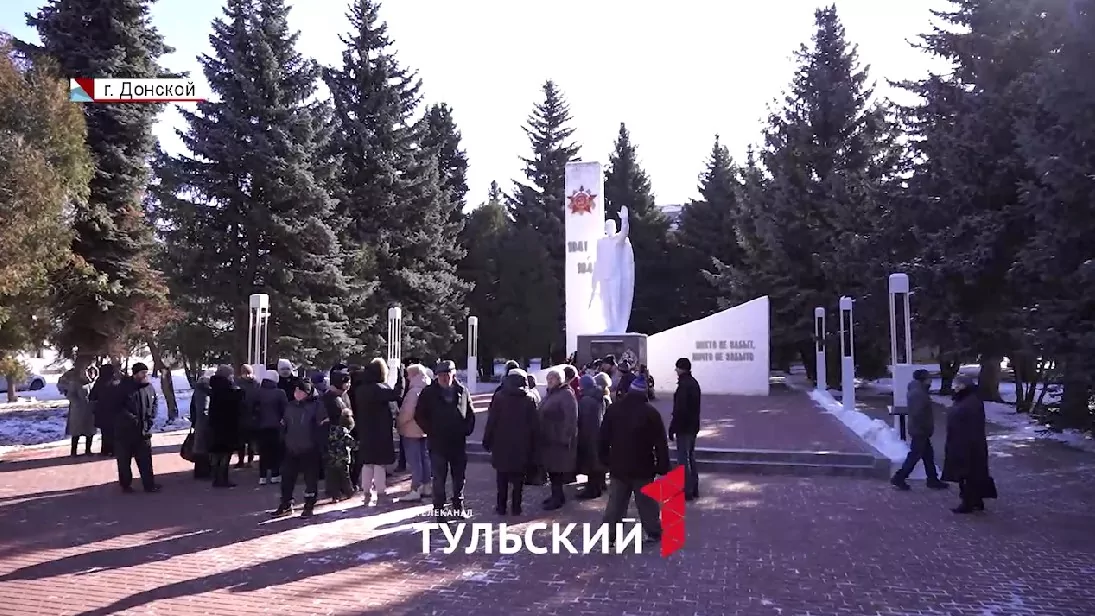 Туи на мемориале пошли под спил ради кустарника: прокуратура вмешалась в дело