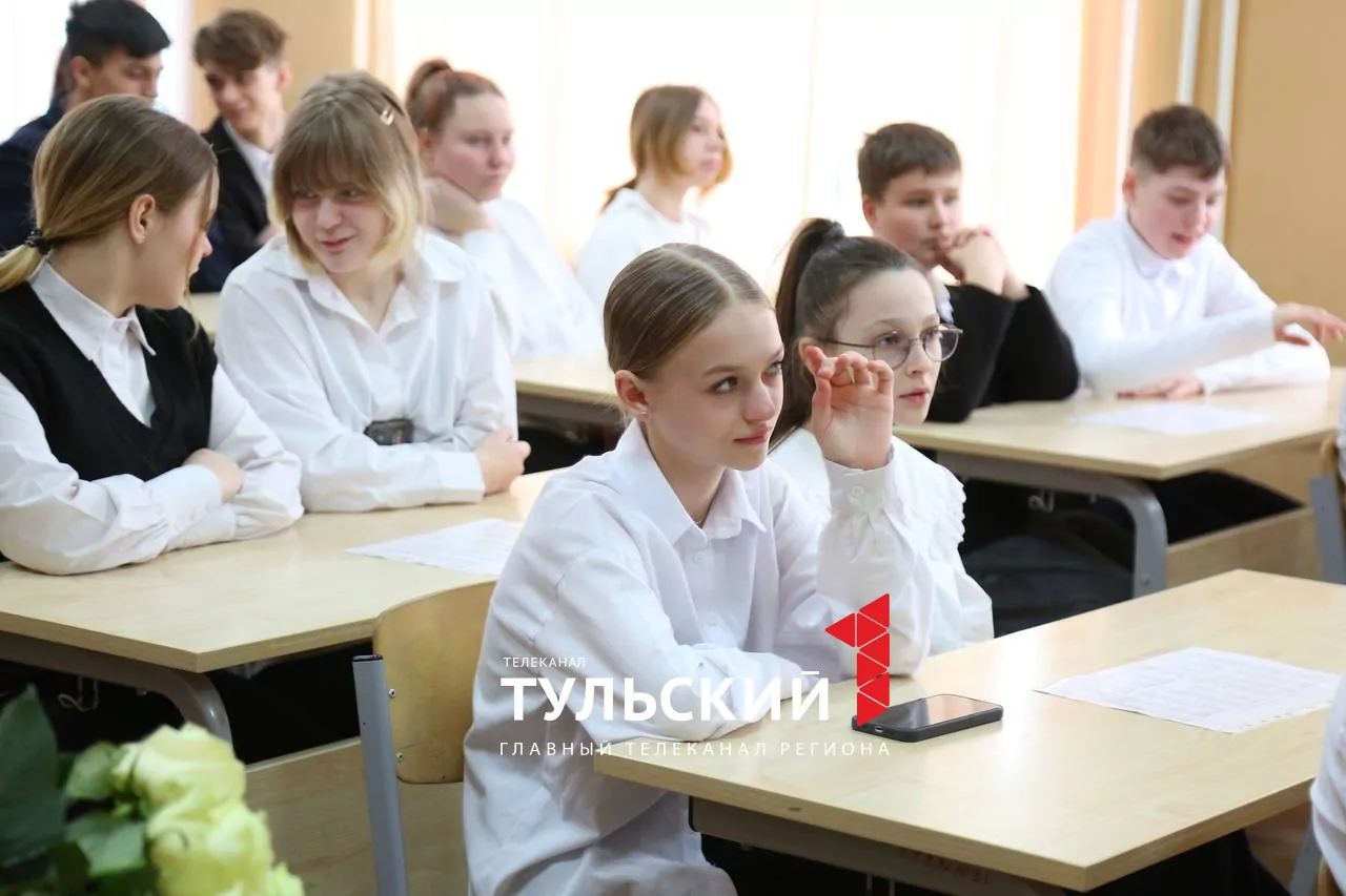 SHAMAN проведет урок музыки в родной школе в Новомосковске