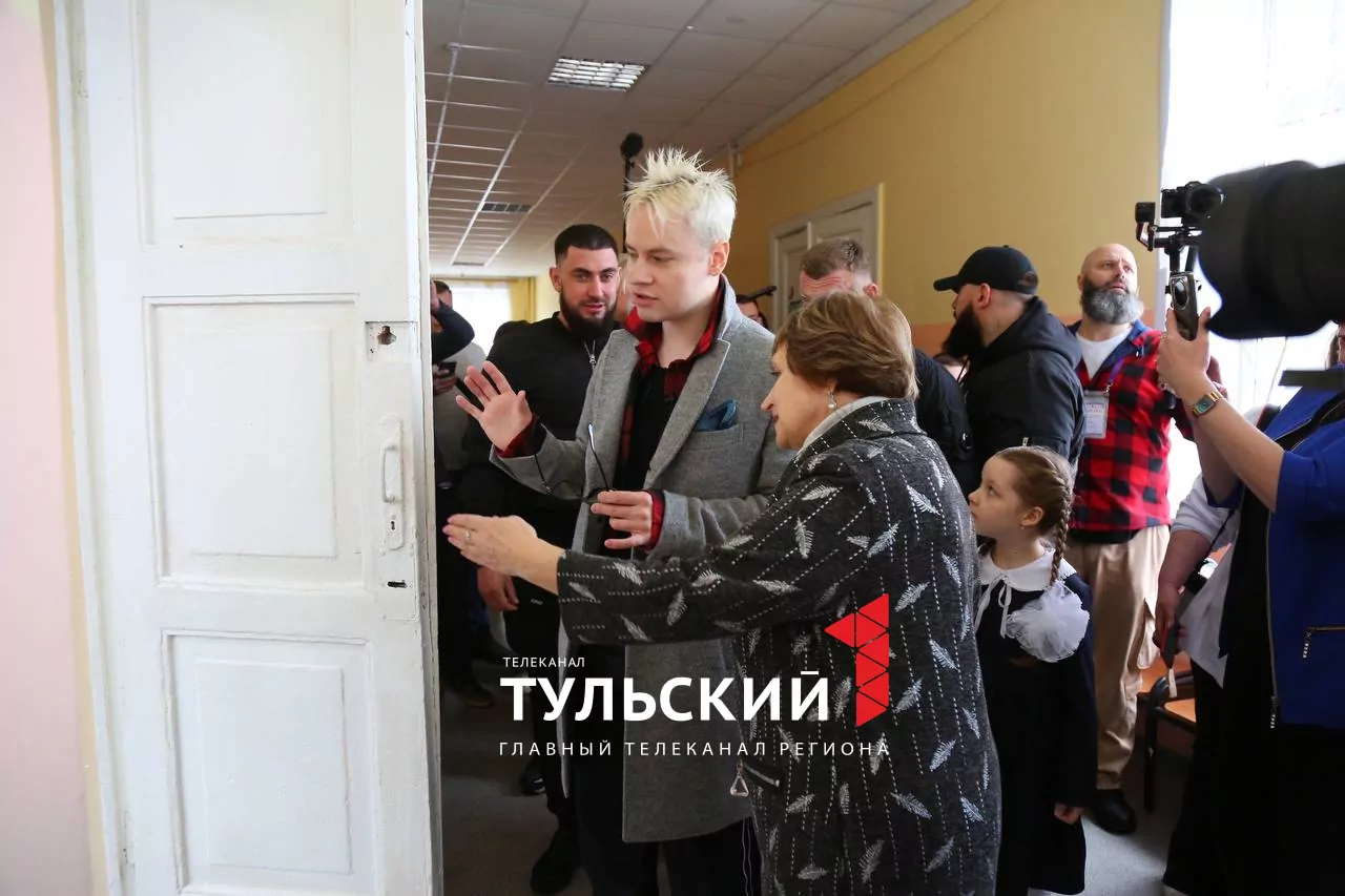 SHAMAN проведет урок музыки в родной школе в Новомосковске