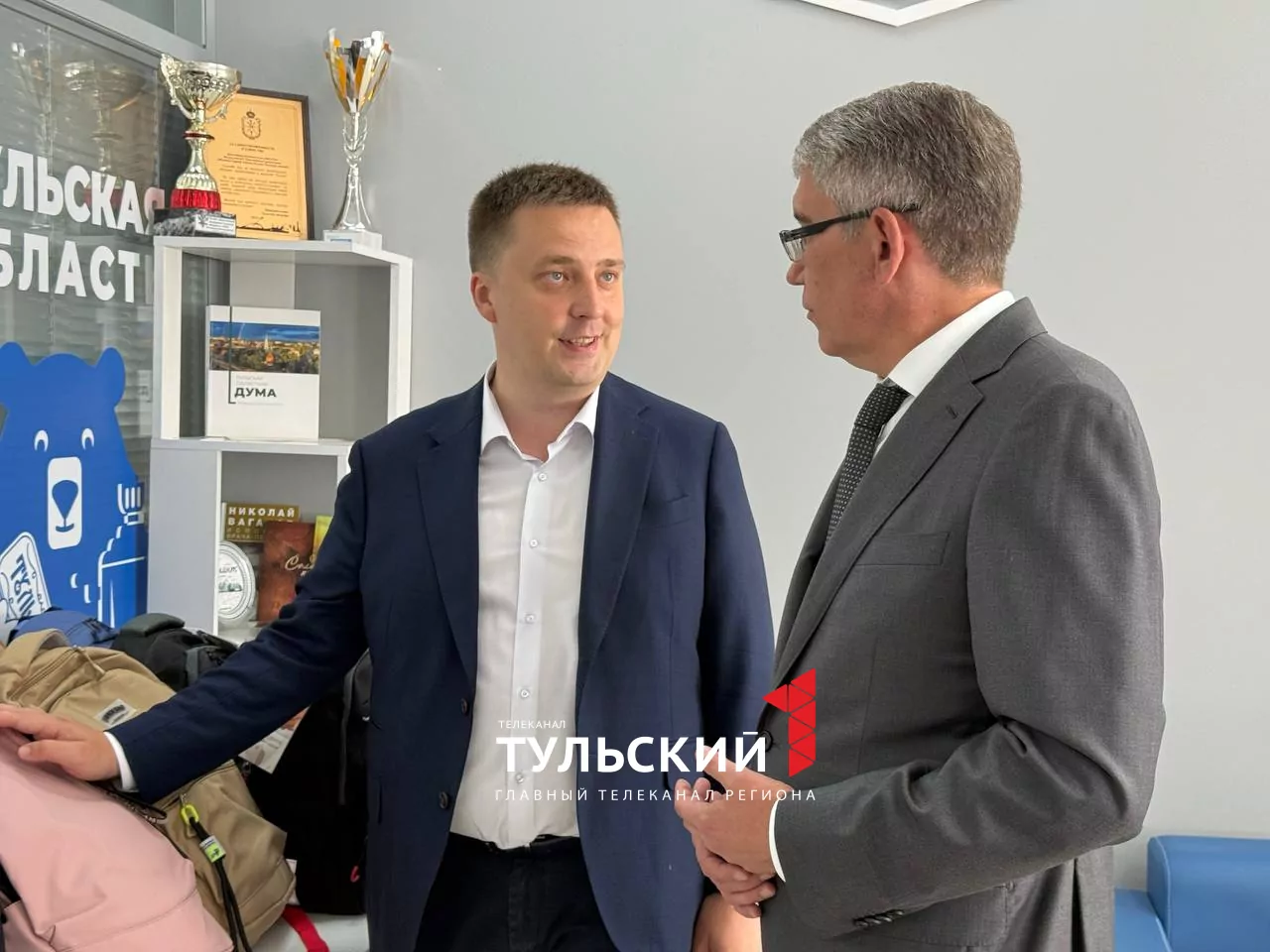 Дмитрий Миляев помог тульским детям собраться в школу