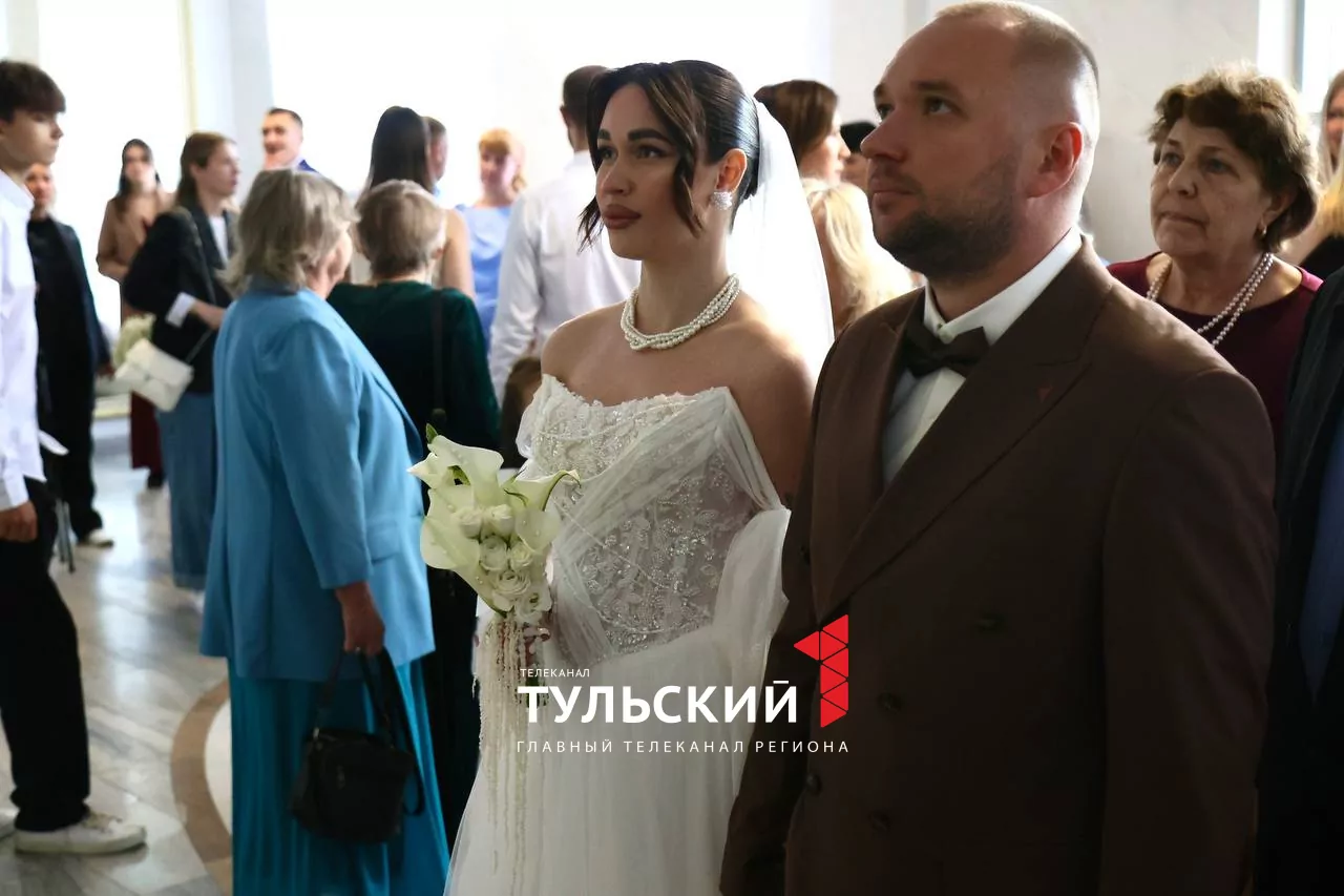 В Туле 25 августа произошел свадебный бум