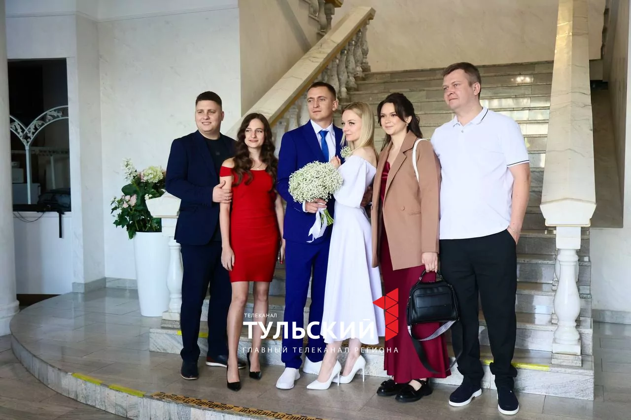 В Туле 25 августа произошел свадебный бум