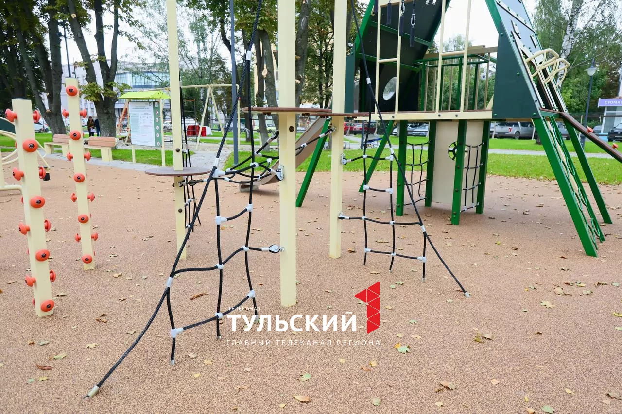 Обновленный Толстовский сквер в Туле оформили в стиле Ясной Поляны