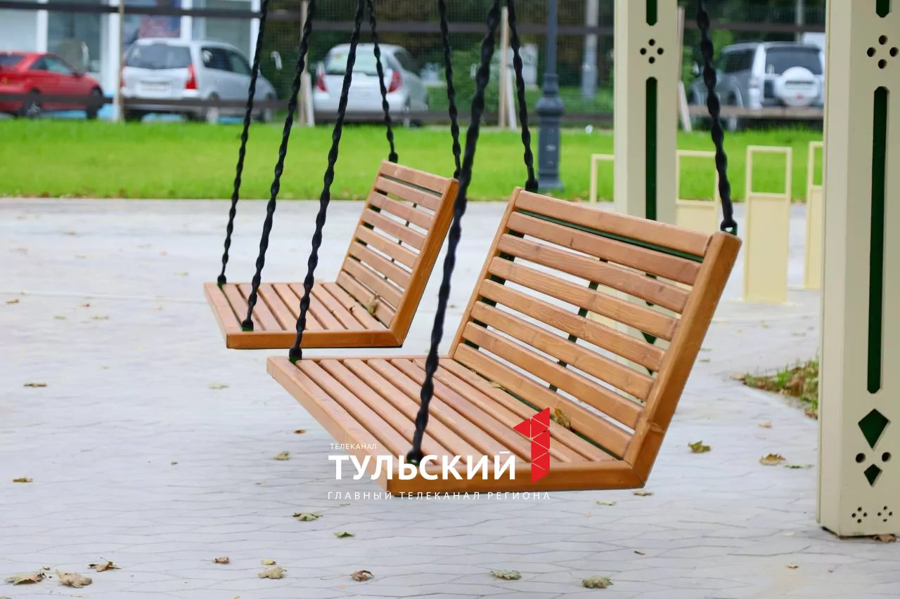 Обновленный Толстовский сквер в Туле оформили в стиле Ясной Поляны