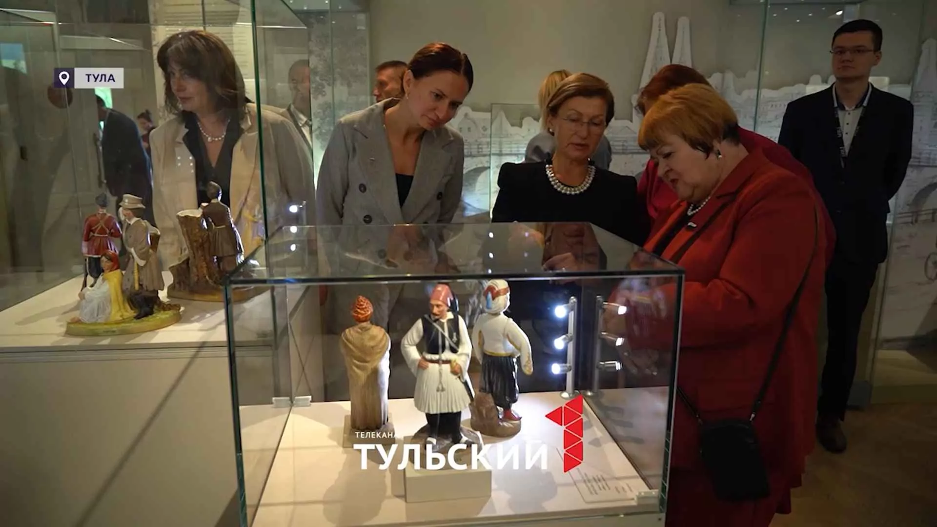 Ожившая история в фарфоре: в Тулу привезли "Народы России"