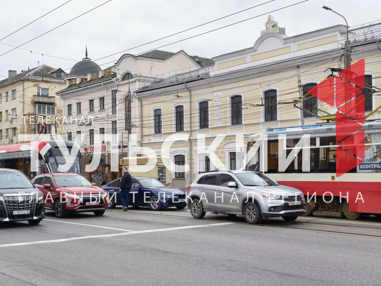 В Туле на улице Советской из-за ДТП "встали" трамваи