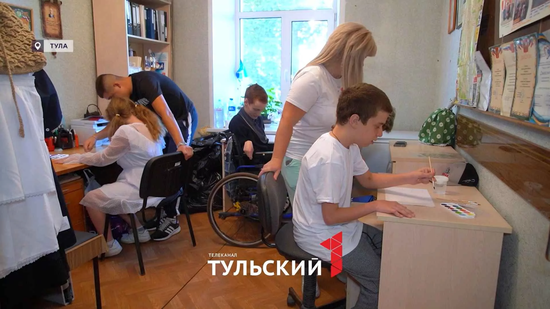 74-летняя тулячка делает вязаные обереги для бойцов СВО