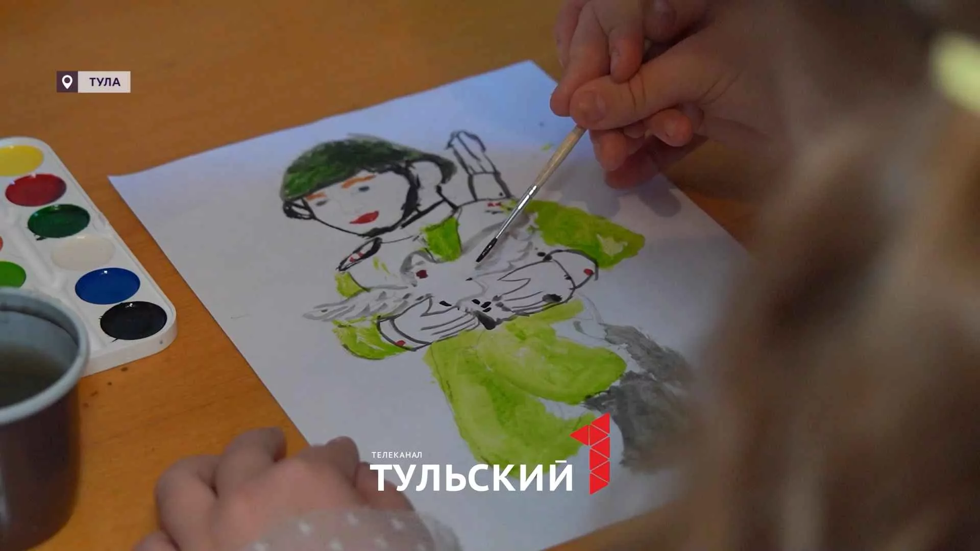 74-летняя тулячка делает вязаные обереги для бойцов СВО