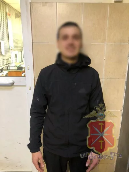 В Алексине четверо мужчин украли технику со склада