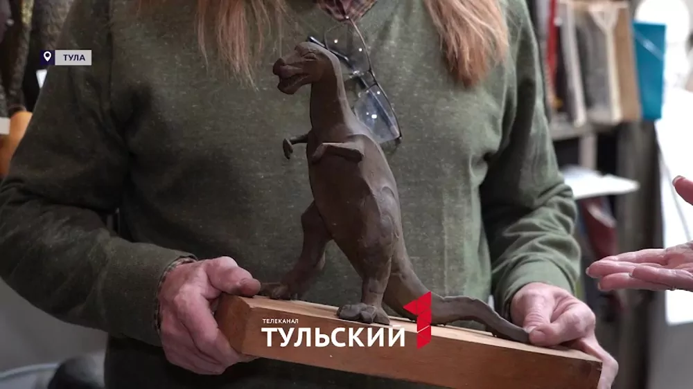 Динозавр у экзотариума отметил 36-летие: чего о нем не знают туляки