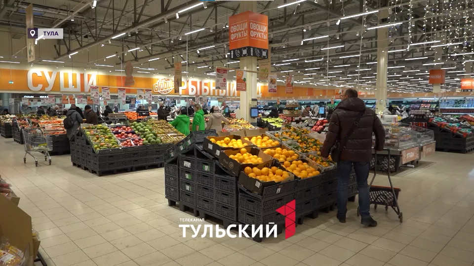 Эндокринолог выбрал в «Глобусе» ингредиенты для оливье