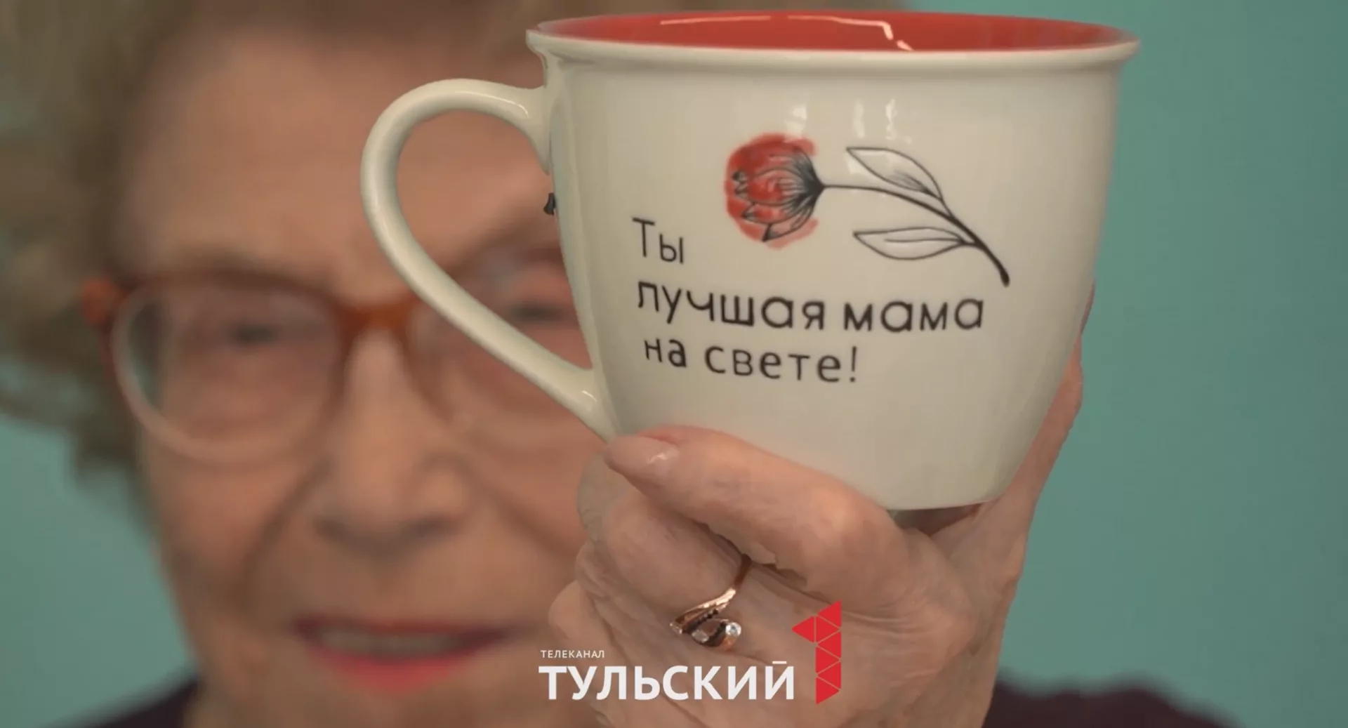 90-летняя Алла Новикова рассказала о создании лучшей школы в городе