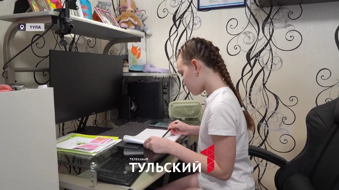 Школьницы из Тулы превратили рисование в бизнес-стартап