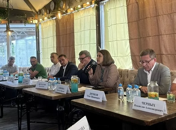 Проект новой набережной в Туле обсудили во время речной прогулки по Упе