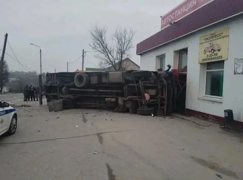5.5 лет колонии за смертельное ДТП: под Чернью пьяный водитель легковушки столкнулся с грузовиком