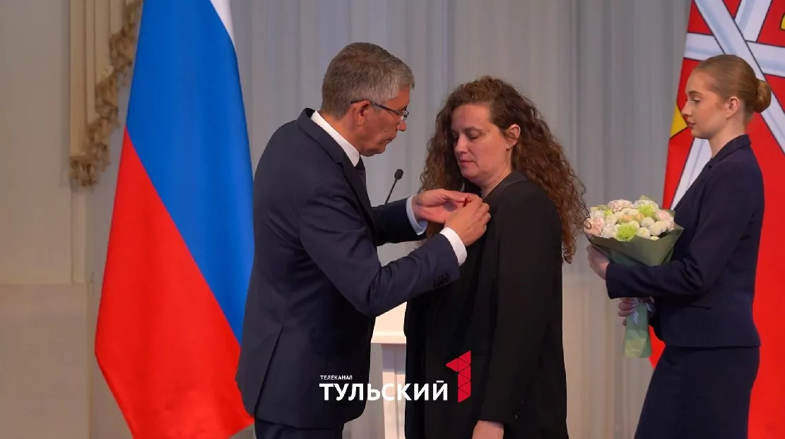 Участвовавшие в спасении после атаки БПЛА врачи получили награды