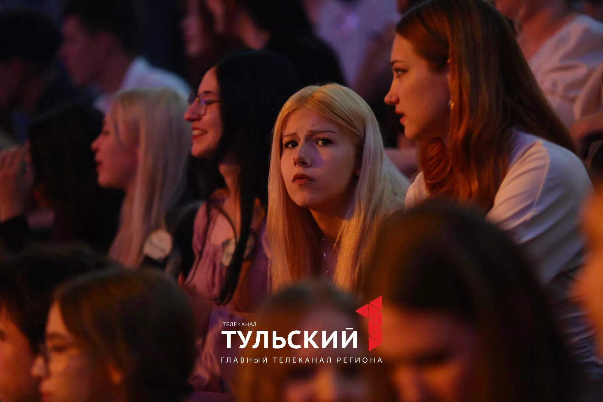 Праздник в честь выпускников прошёл в "Тула Арена": фоторепортаж