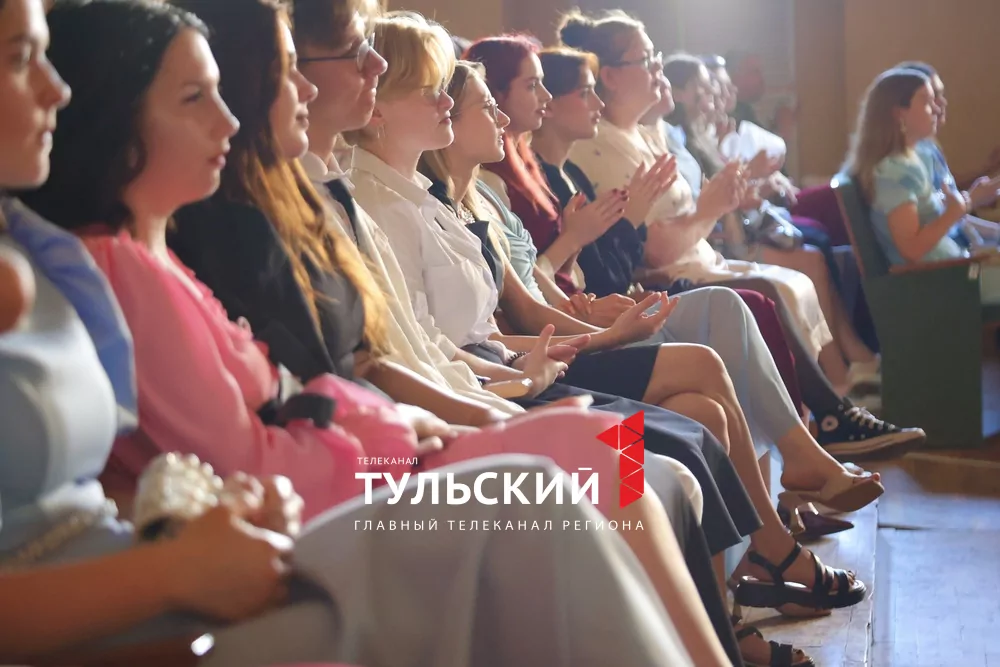 В Туле вручили дипломы будущим медикам: фоторепортаж