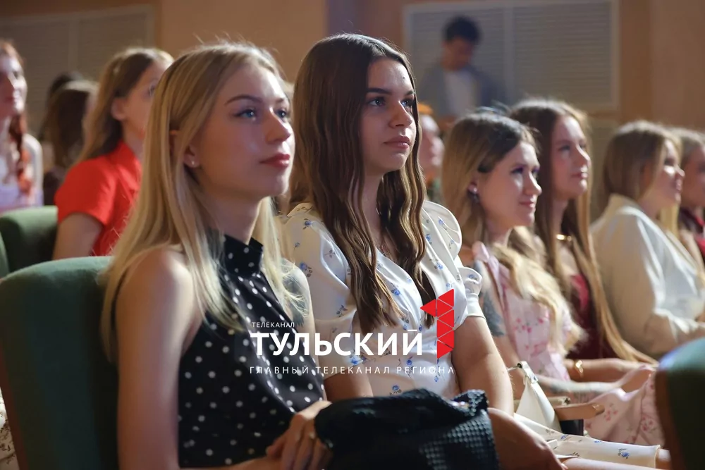 В Туле вручили дипломы будущим медикам: фоторепортаж