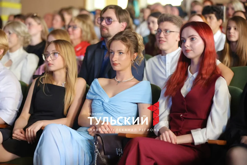 В Туле вручили дипломы будущим медикам: фоторепортаж