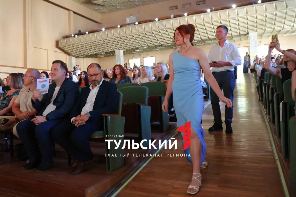 В Туле вручили дипломы будущим медикам: фоторепортаж