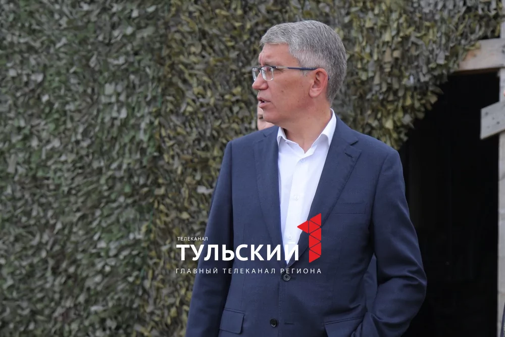 Тулякам показали обломки сбитой на подлете к городу ракеты С-200