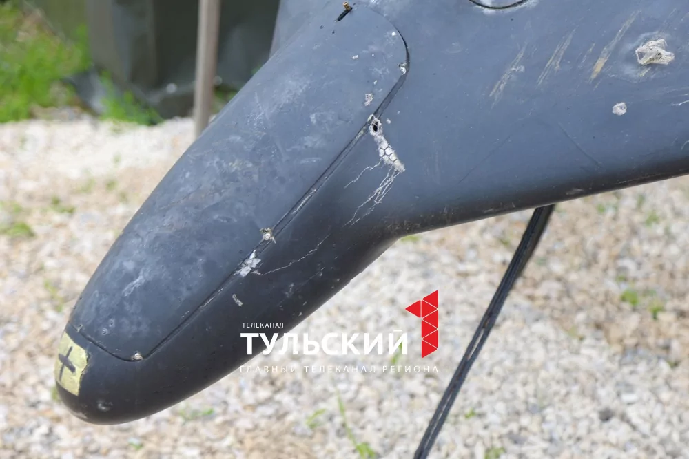 Тулякам показали обломки сбитой на подлете к городу ракеты С-200