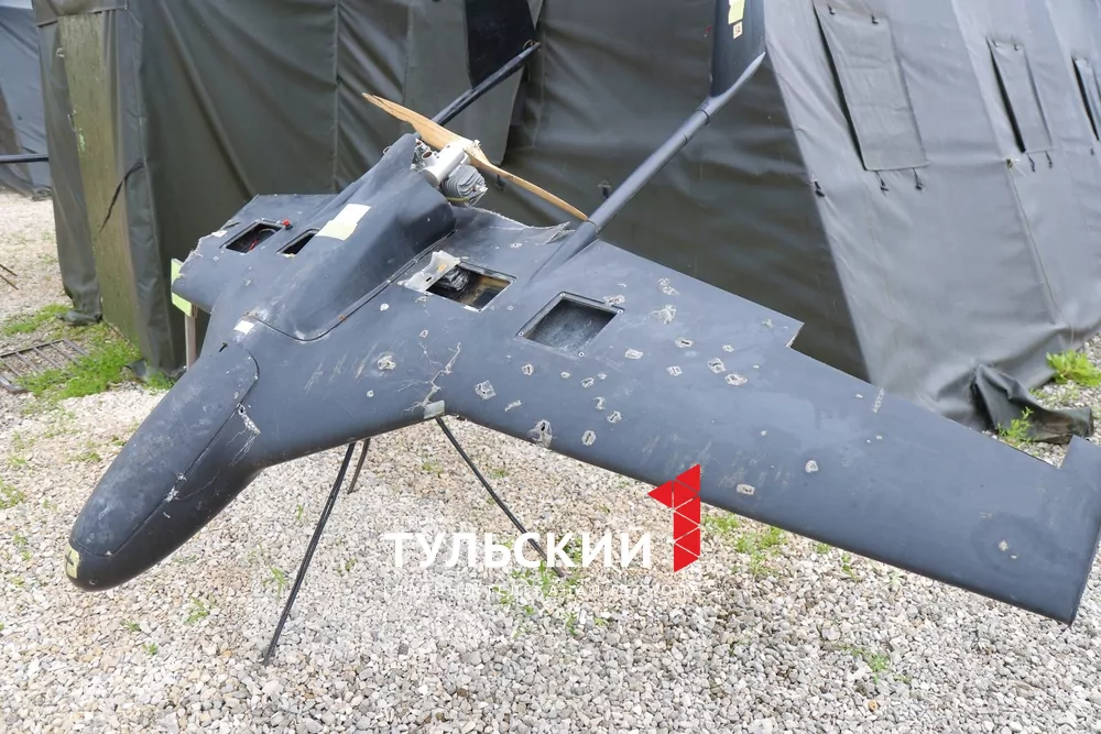 Тулякам показали обломки сбитой на подлете к городу ракеты С-200
