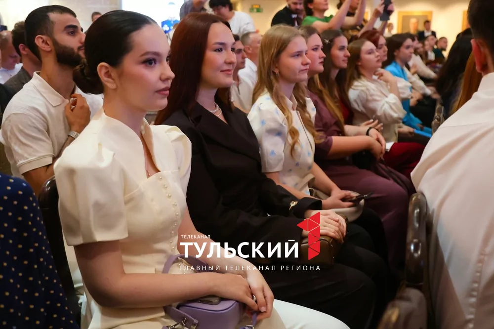 В Музее оружия вручили дипломы выпускникам филиала РЭУ имени Плеханова