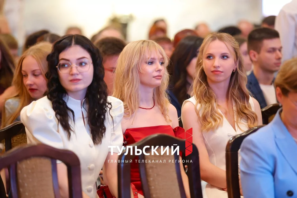 В Музее оружия вручили дипломы выпускникам филиала РЭУ имени Плеханова