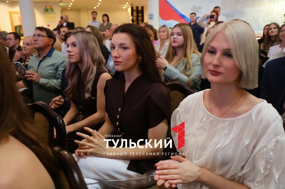 В Музее оружия вручили дипломы выпускникам филиала РЭУ имени Плеханова
