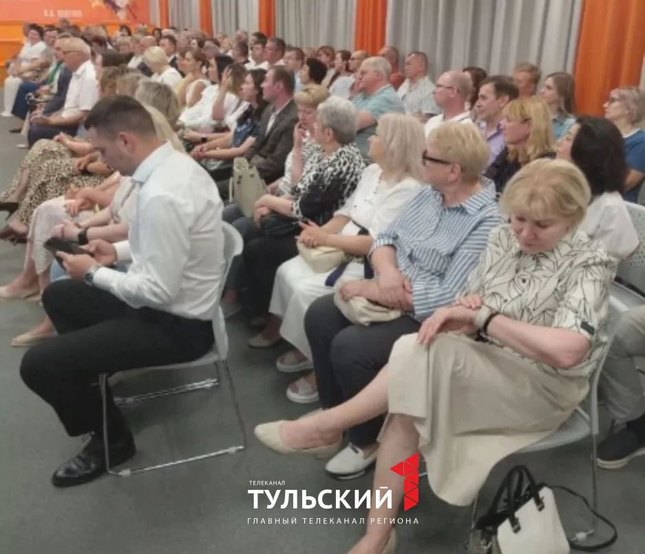 Президент общества врачей России отметил заслуги тульских стоматологов
