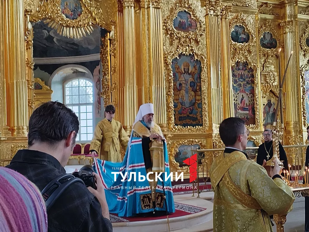 Владимир Цветаев и Стас Море выступили на акции "Белый цветок" в Туле