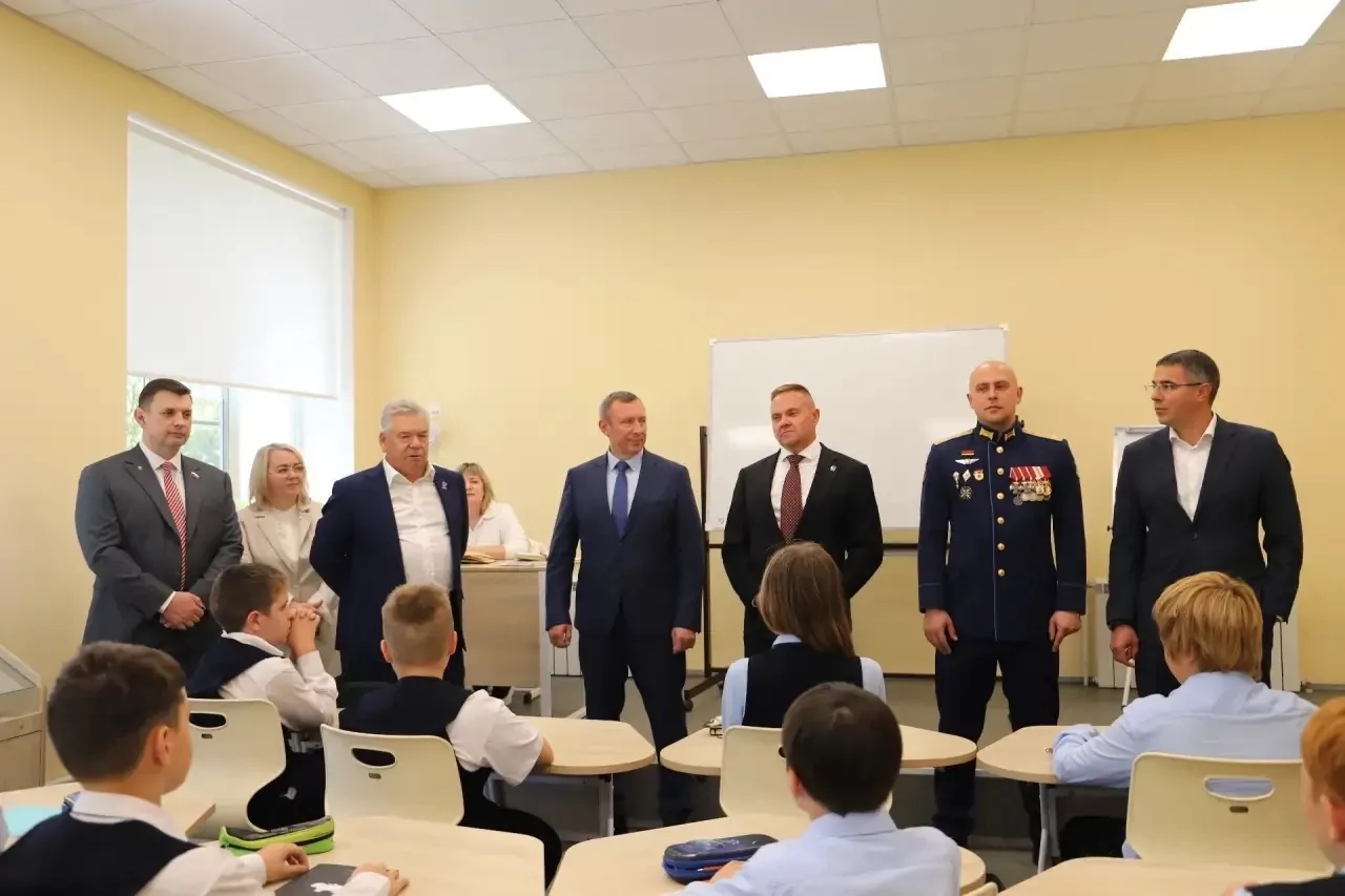 В гимназии №13 Новомосковска после капремонта открыли стоматологический кабинет