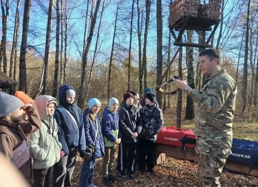 Юные десантники из Тулы посетили парк "Рубеж Обороны"