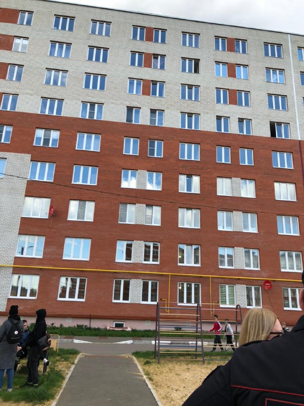 Падение школьницы с 8 этажа в Кимовске: прокуратура организовала проверку