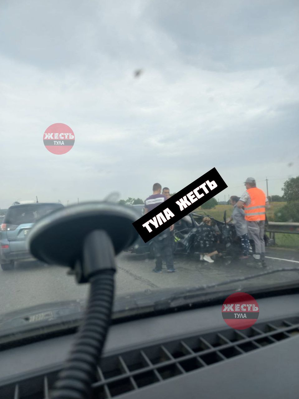 В Туле 20-летний водитель госпитализирован после ДТП с грузовиком