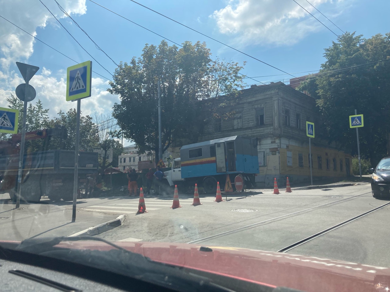 Авария в центре Тулы заблокировала движение транспорта