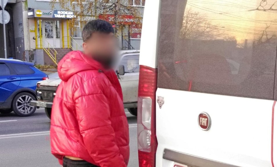 В Туле водитель маршрутки избил пассажира за замечание