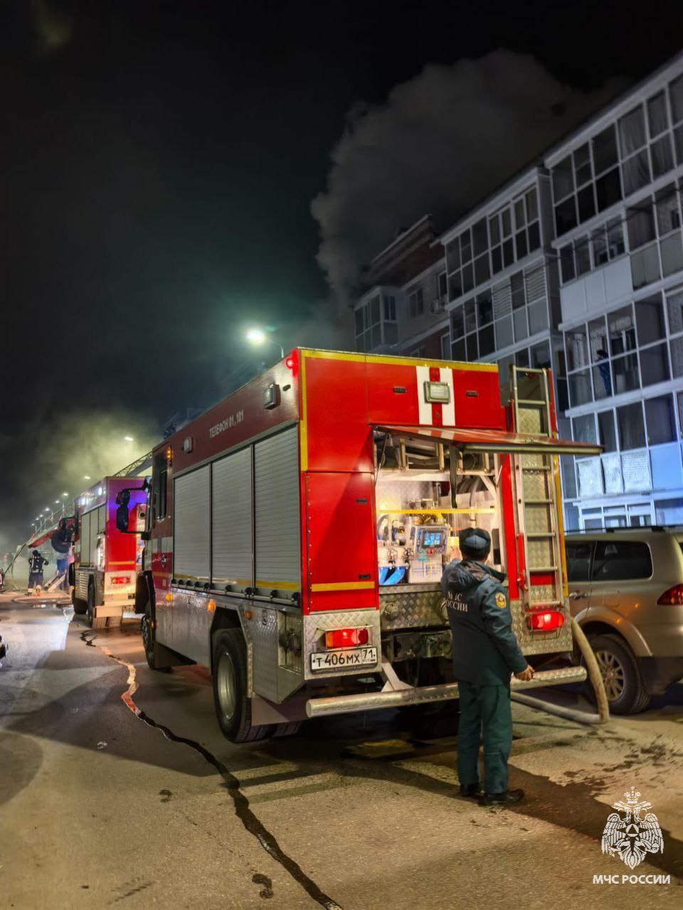 На пожаре в поселке Петровский пострадала 31-летняя женщина