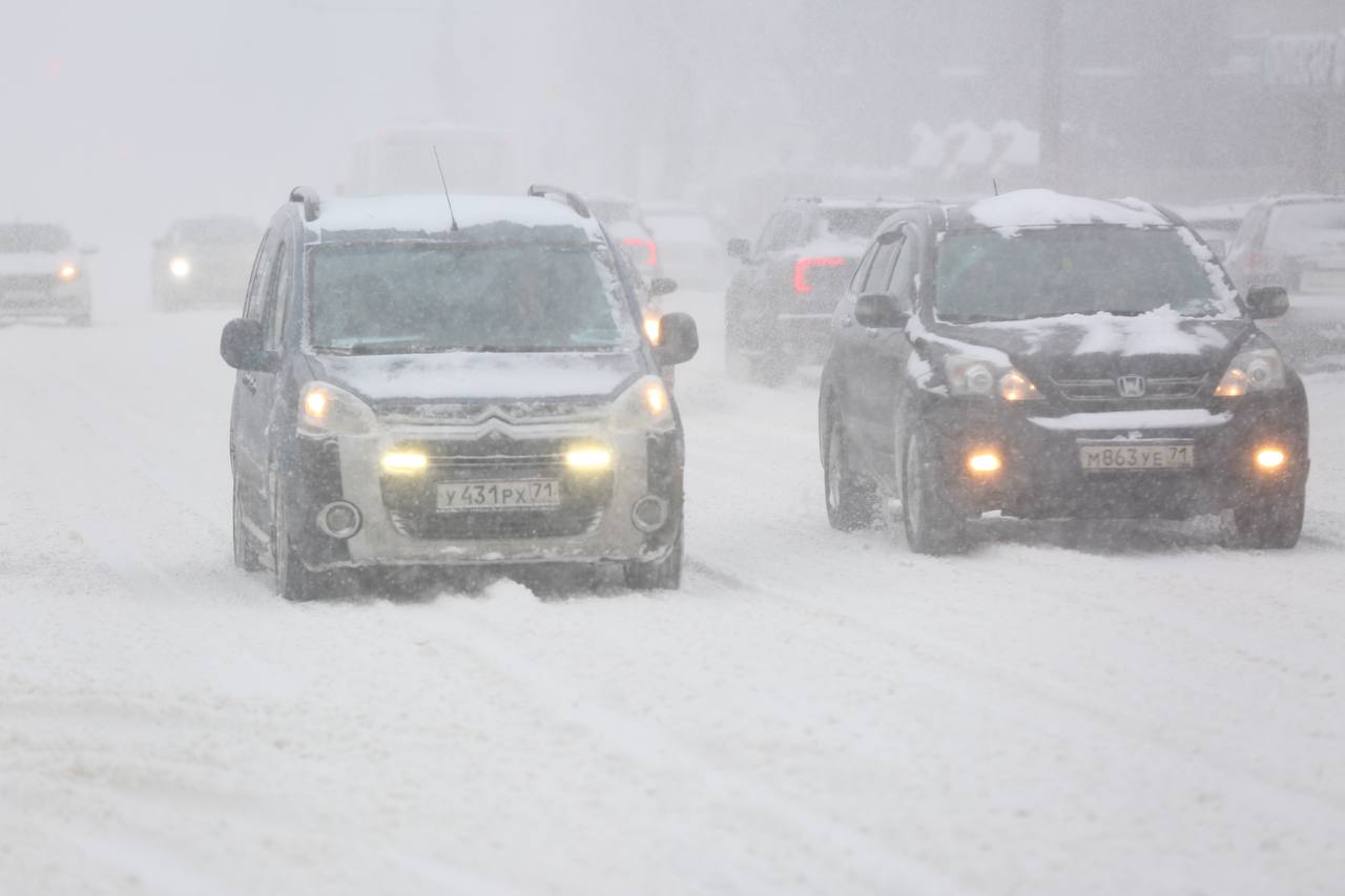 Туляков предупредили об ухудшении дорожной обстановки из-за гололедицы и снега