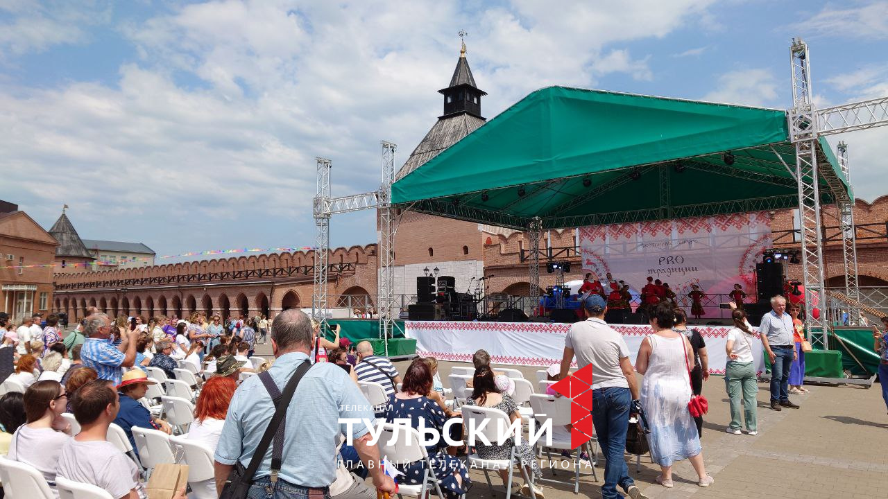 Как в Туле отмечают День России: фоторепортаж - Новости Тулы и области -  1tulatv