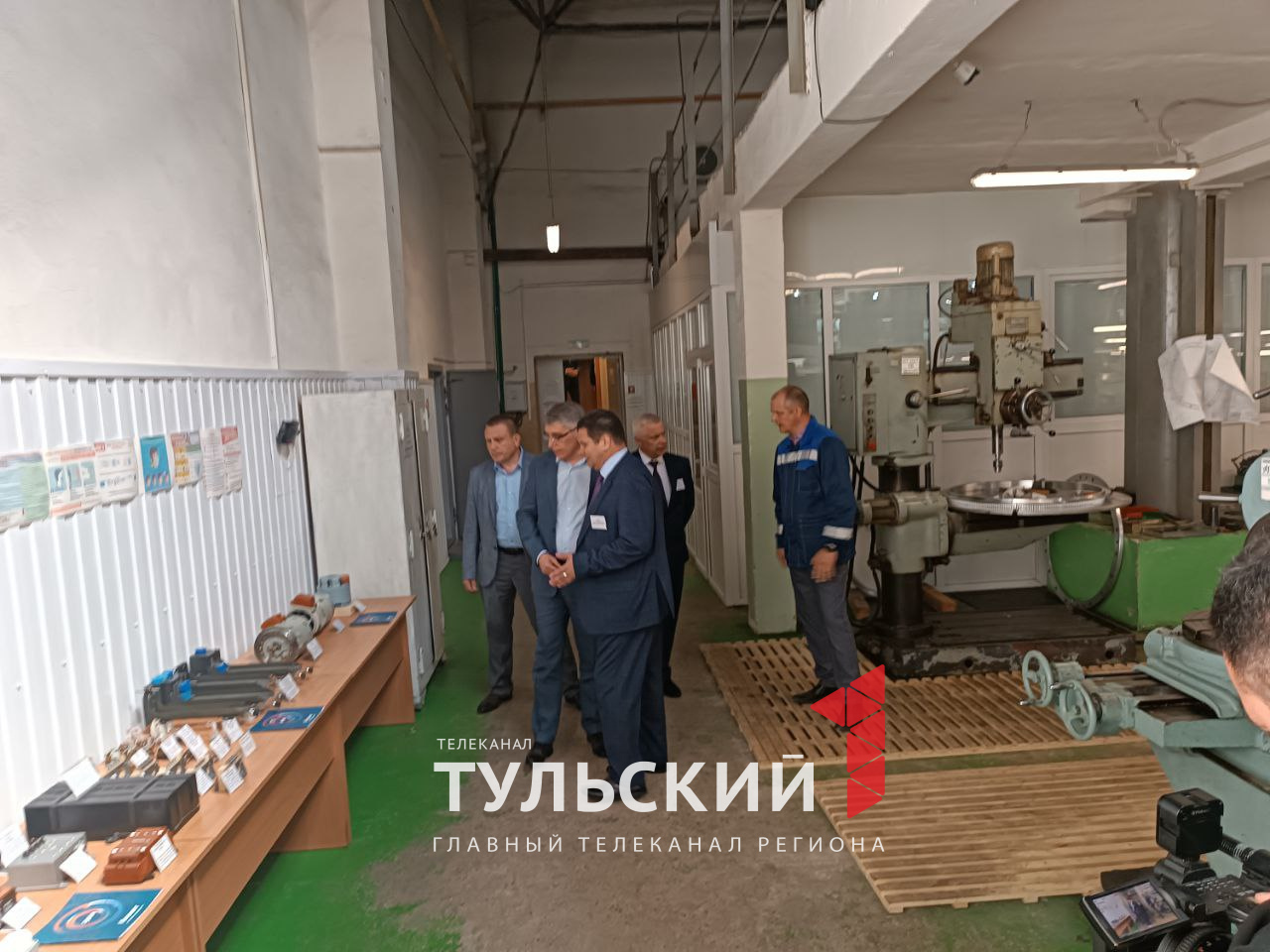 Сотрудники машиностроительного завода в Донском пообщались с Дмитрием Миляевым