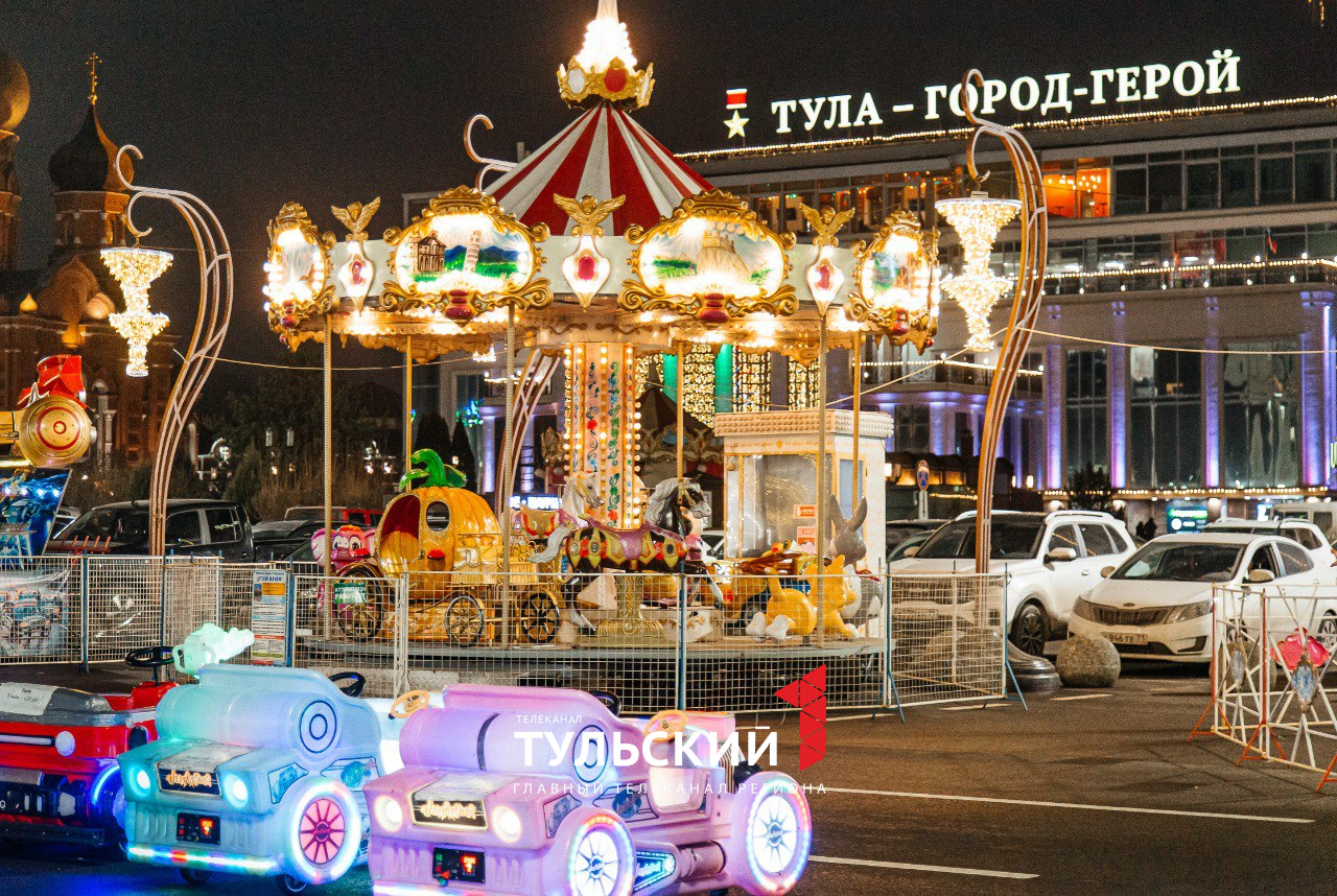 Стало известно, что установят на площади Ленина к Новому году