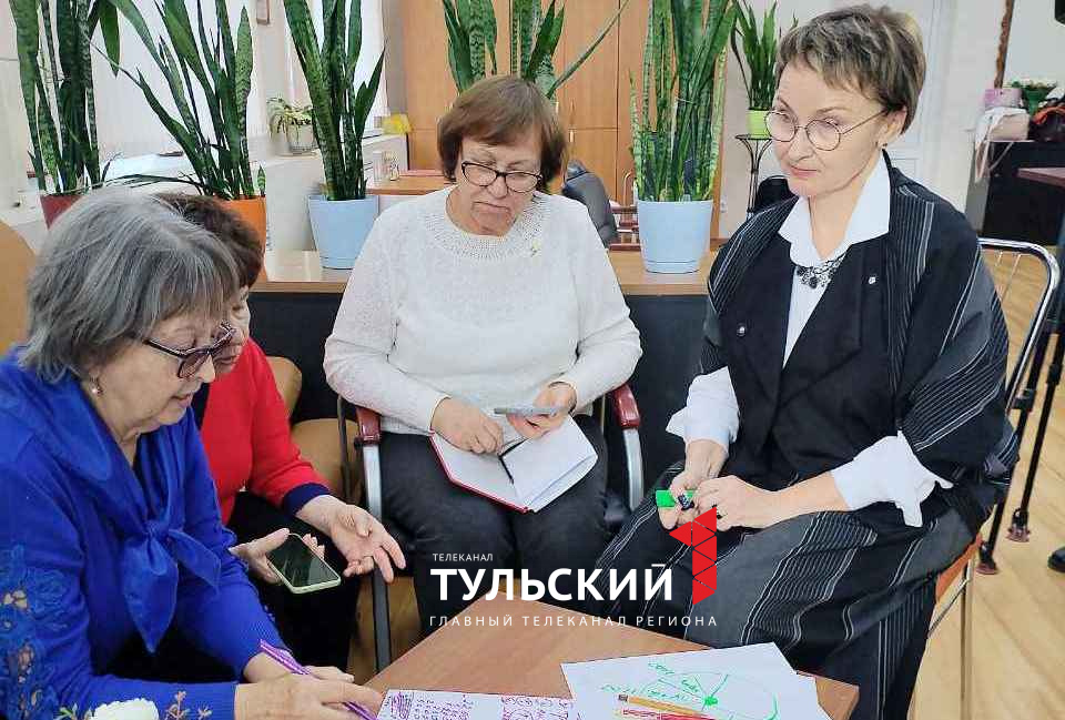 Бабушки из Тулы умеют экономить и распределять свой бюджет лучше всех в стране
