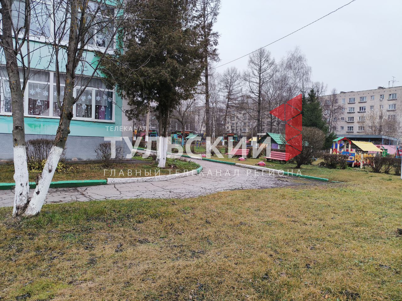 Появились кадры с места падения обломков БПЛА в Туле