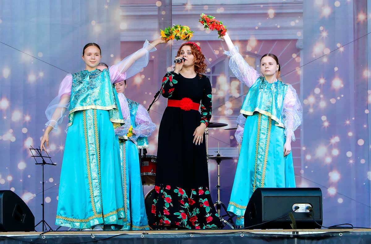 Жительница Тульской области покорила жюри сразу двух международных вокальных конкурсов